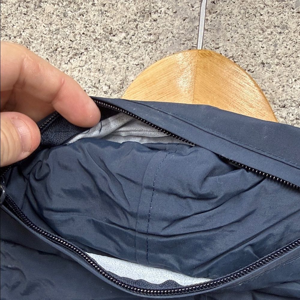 Shimano Men's Fishing Dark Blue Windbreaker - Picture 9 of 10